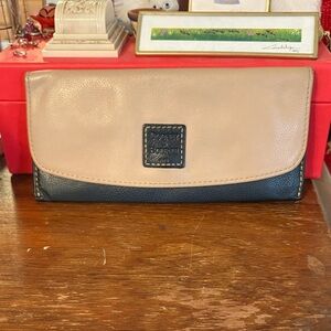 Slim leather wallet Cream and Black Women's Wallet